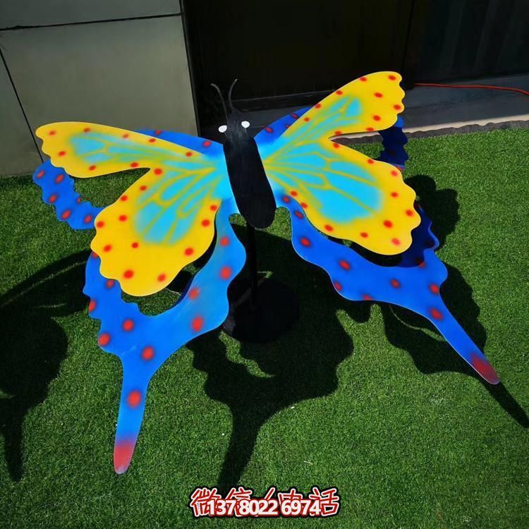 彩繪玻璃鋼蝴蝶雕塑，精美戶外園林裝飾